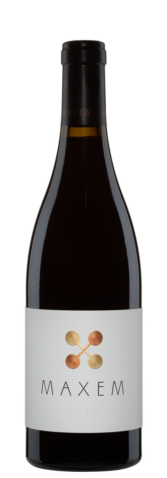 Maxem Wine UV Vineyard Pinot Noir 2021  Front Bottle Shot