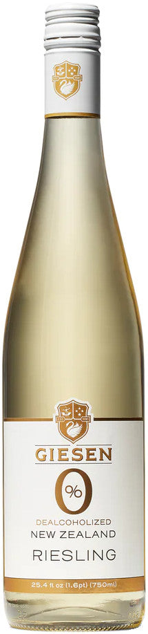 Giesen 0% Riesling (Non-Alcoholic)  Front Bottle Shot