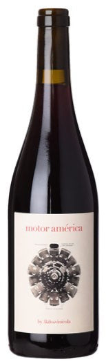 4 Kilos Motor America Mallorca 2021  Front Bottle Shot
