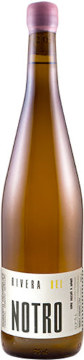 Roberto Henriquez Rivera del Notro Blanco 2021  Front Bottle Shot