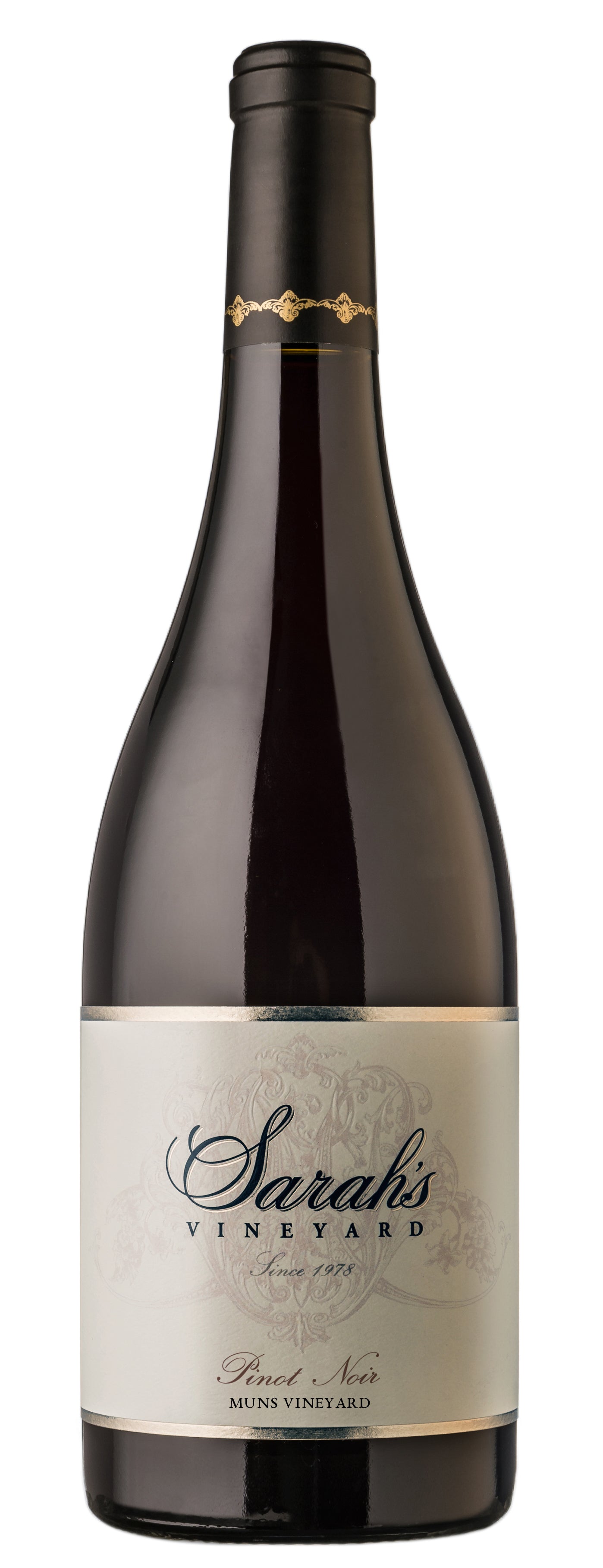 Sarah's Vineyard Santa Cruz Mountains Muns Vineyard Pinot Noir 2018  Front Bottle Shot