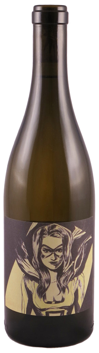 Iconic Wine Heroine Chardonnay 2022  Front Bottle Shot
