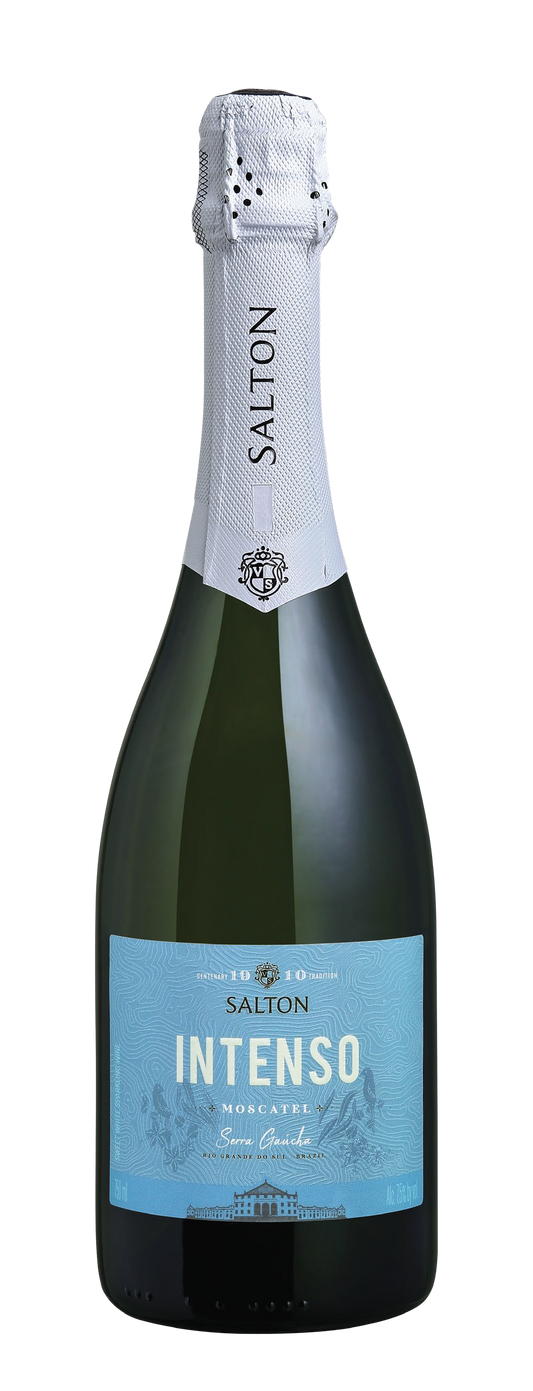 Familia Salton Intenso Moscatel  Front Bottle Shot