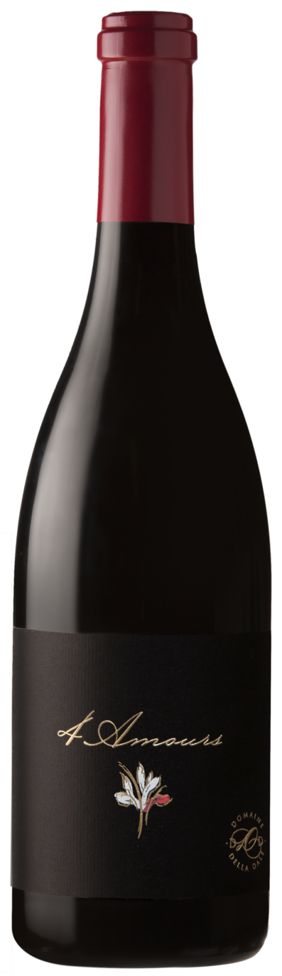 Domaine Della 4 Amours Pinot Noir 2022  Front Bottle Shot